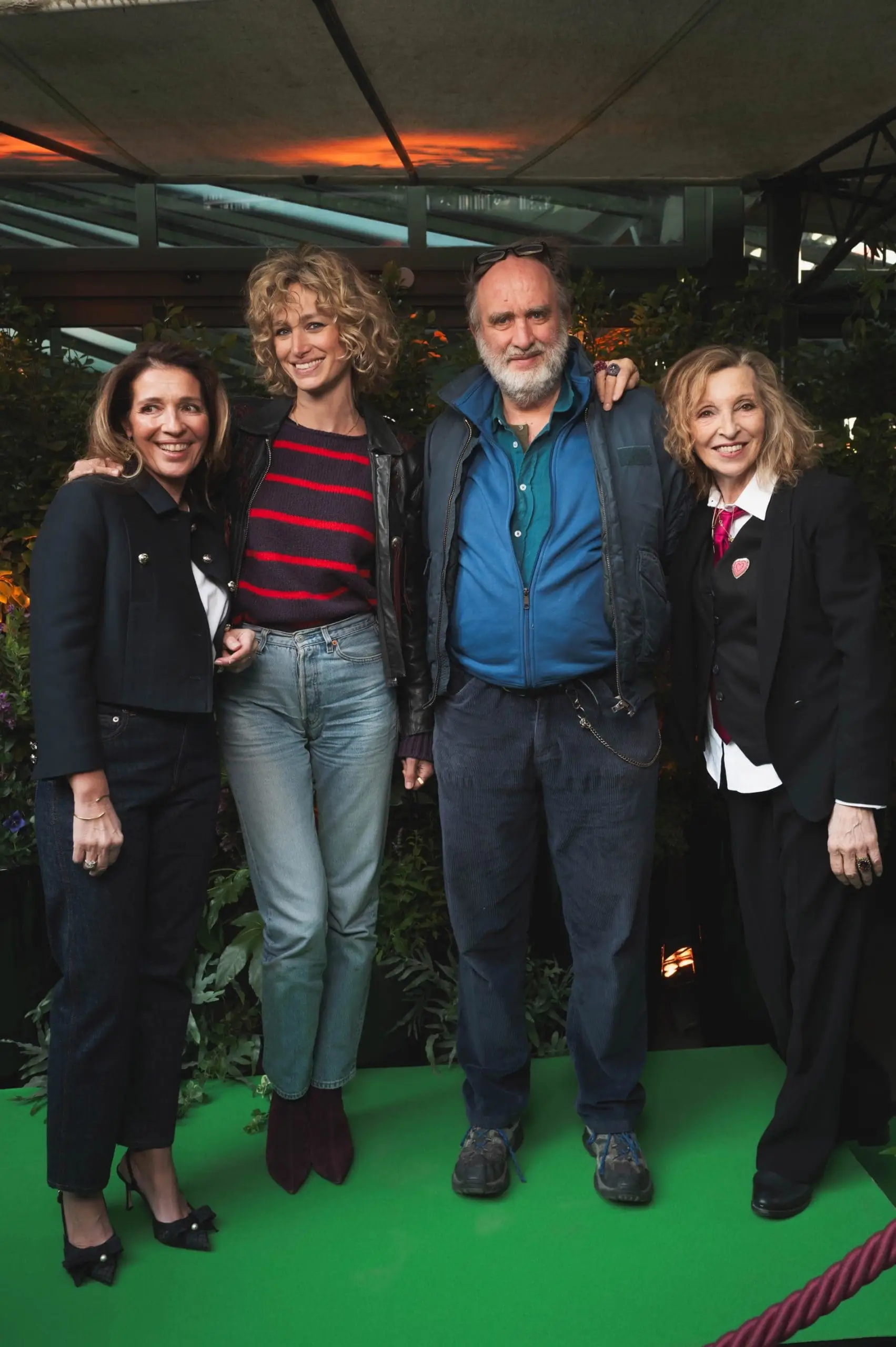 Carole-Chretiennot-et-Pauline-Lefevre-et-Emmanuelle-de-Boysson_Prix_Closerie_des_Lilas_2025_Saywho_JeanPicon_l2081045-scaled-1-2