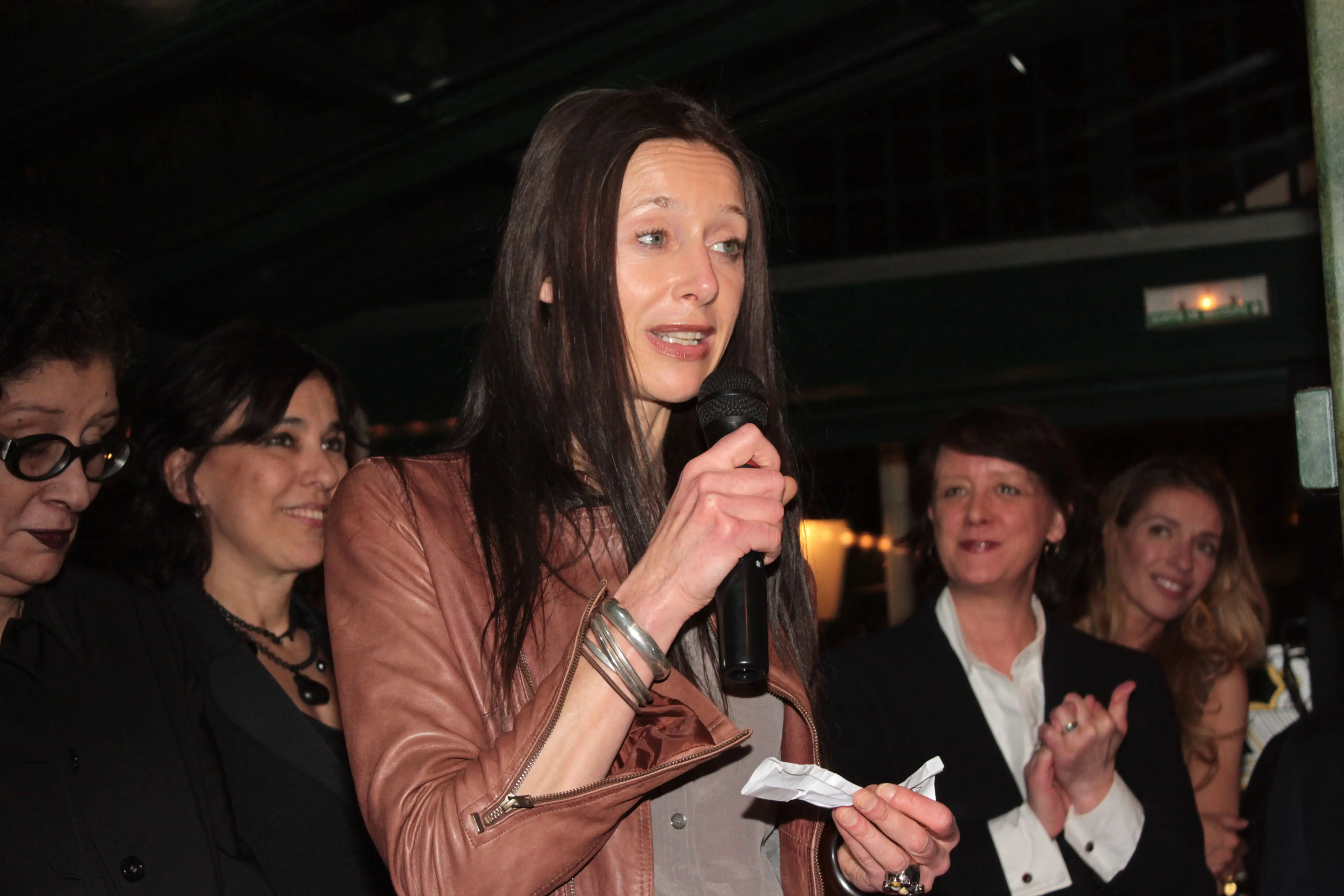 Elodie-Deglaire-Lilas-de-l-attachee-de-presse-©-Anne-Laure-Bovéron